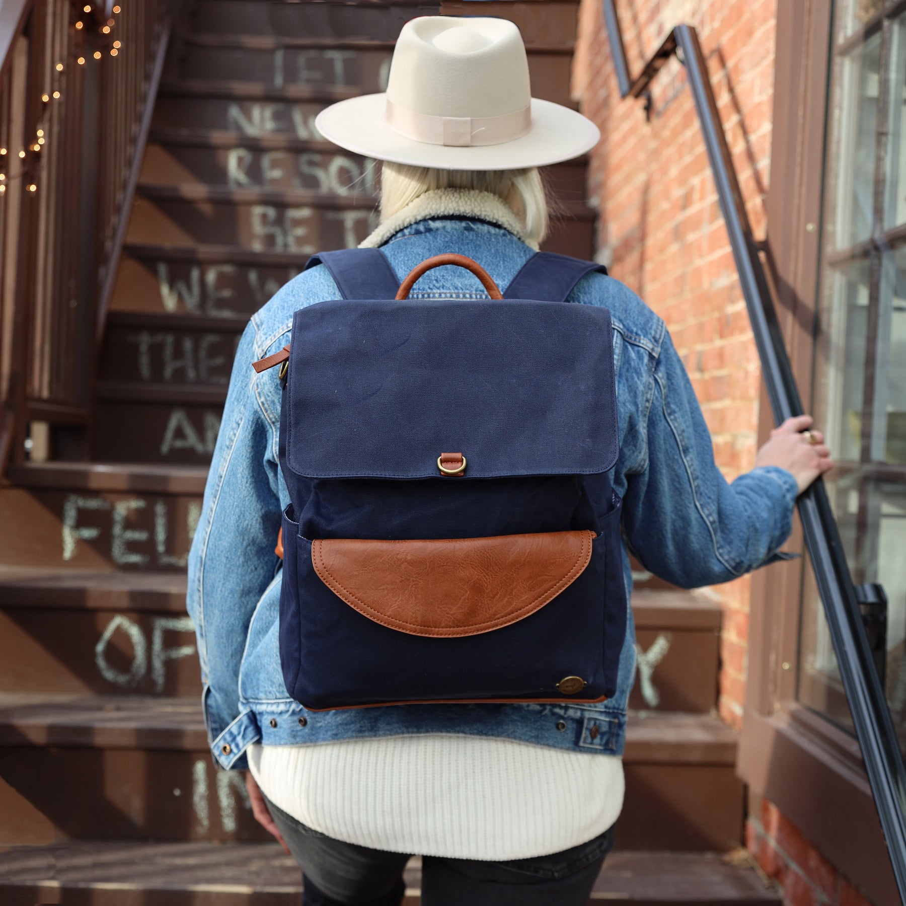 Blue Canvas Backpack: Your Ideal Companion for Every Adventure – Momkindness